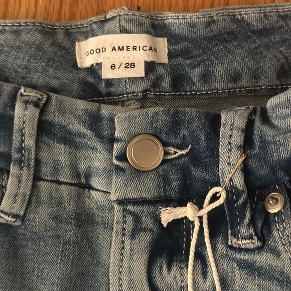 NWT Good American “Good Waist” distressed denim - Picture 2 of 6